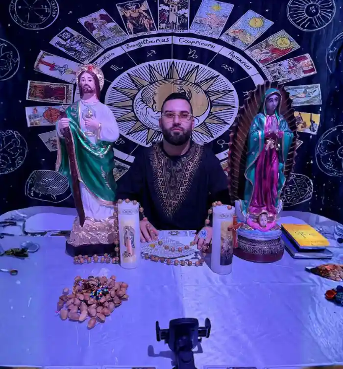 Altar de dominio y amarres